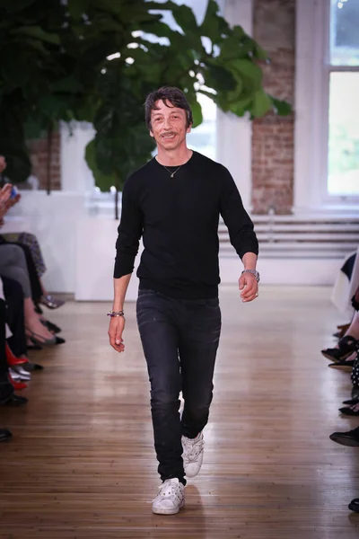 Look 67